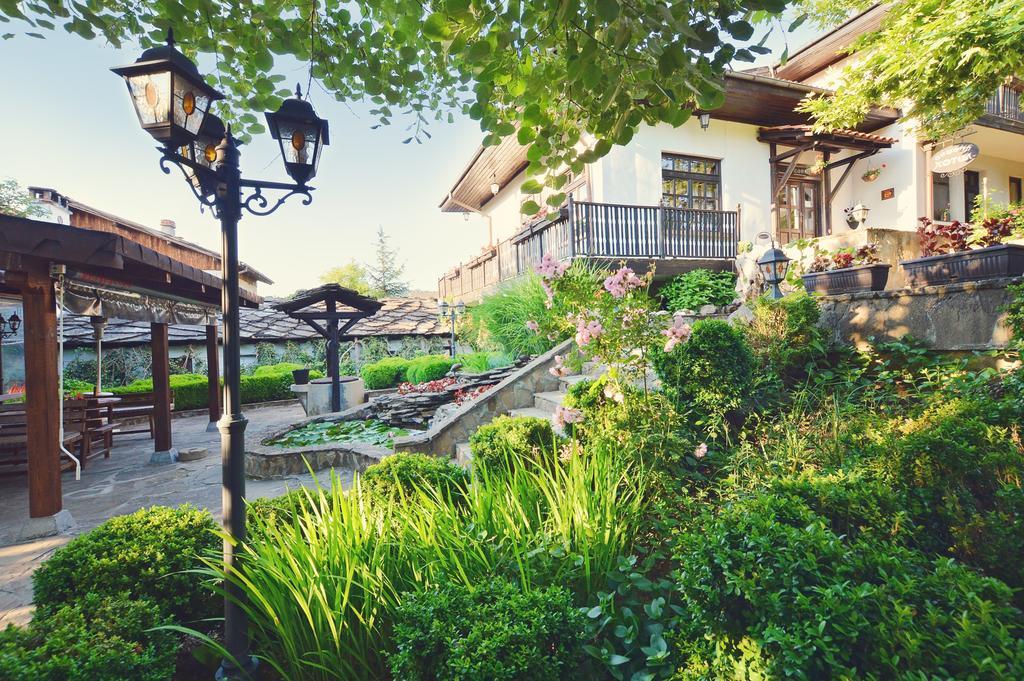 Family Hotel Fenerite Gabrovo Ngoại thất bức ảnh