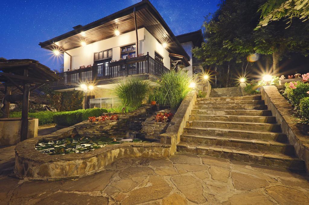 Family Hotel Fenerite Gabrovo Ngoại thất bức ảnh