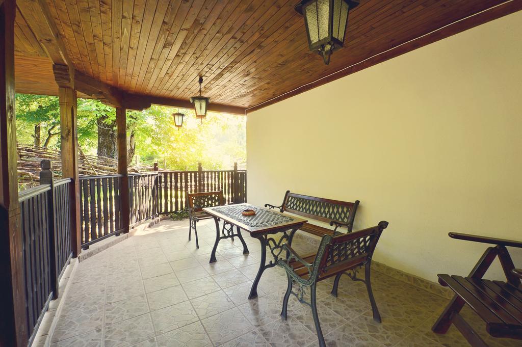 Family Hotel Fenerite Gabrovo Ngoại thất bức ảnh