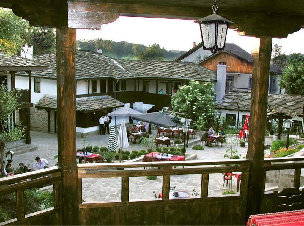 Family Hotel Fenerite Gabrovo Ngoại thất bức ảnh