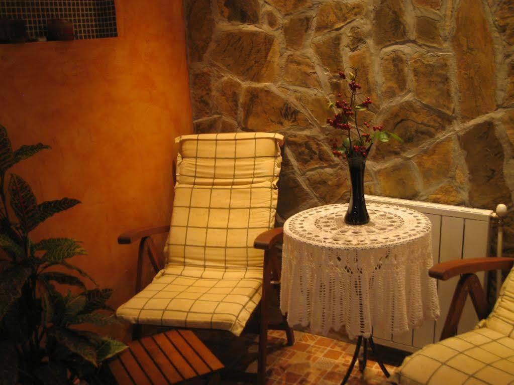 Family Hotel Fenerite Gabrovo Ngoại thất bức ảnh